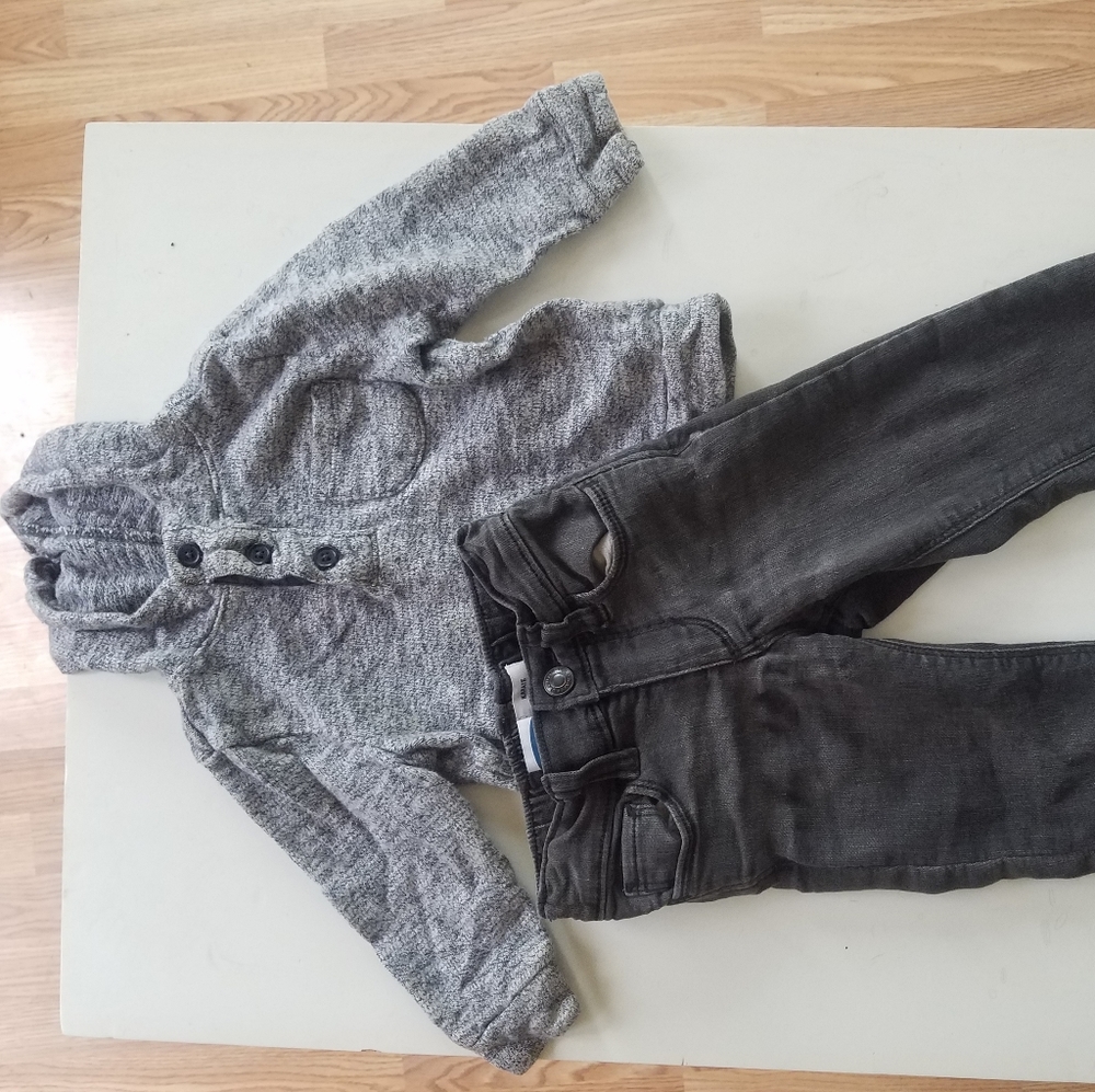 Black jeans and sweatshirt bundle